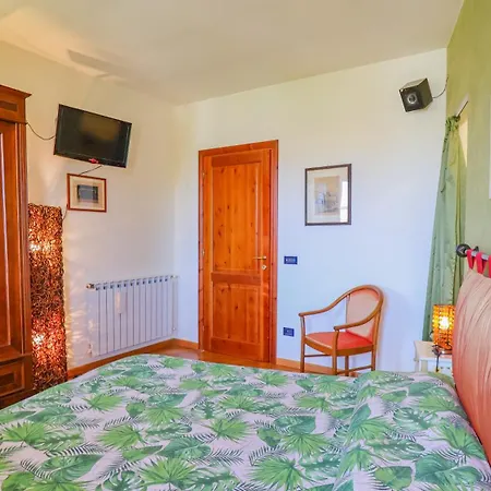 Elegant - With Jacuzzi And Balconies شقة Montevettolini