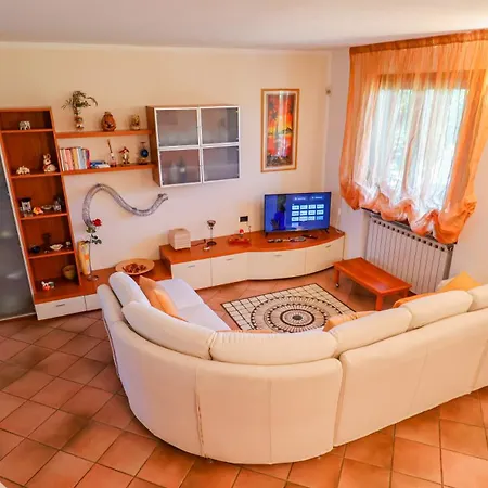 Elegant - With Jacuzzi And Balconies Montevettolini